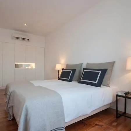 Apartment Spacious Luxury Apt In Historic Center With Lift!