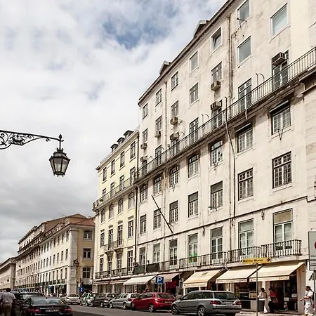 Apartman Spacious Luxury Apt In Historic Center With Lift!